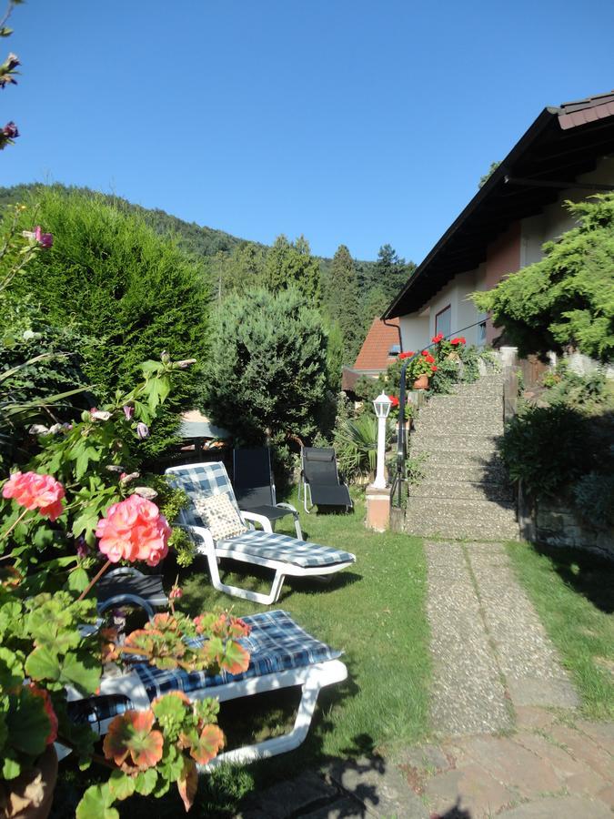 Pension Weinberg Mit Landhaus Nizza Gleisweiler Экстерьер фото
